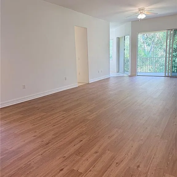 6010 Jonathans Bay Cir #102 — Photo 4