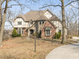 7570 South Cambridge DRIVE, Franklin, WI
