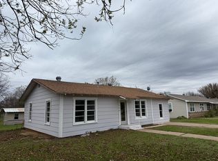 126 Ragland St, Graham, TX 76450