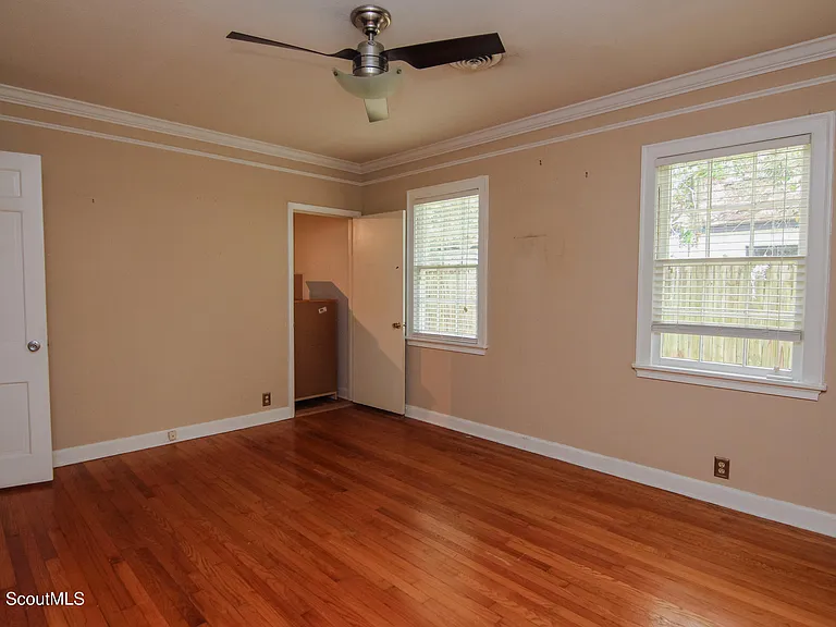 1207 Pine Ave — Photo 41