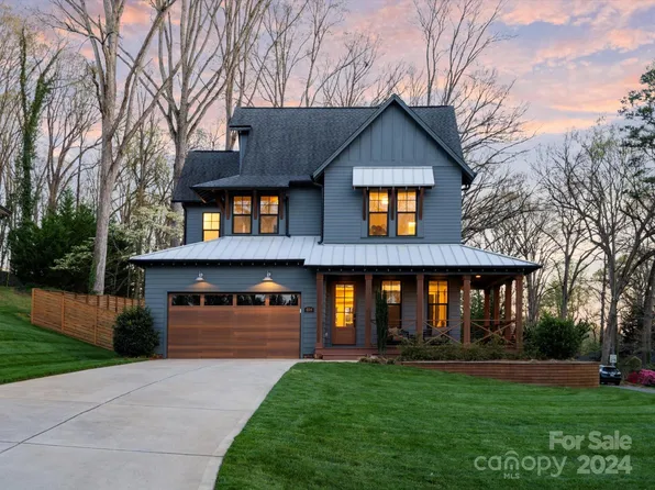 4104 Tangle Dr, Charlotte, NC 28211