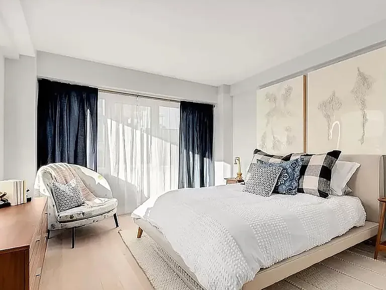 67 Livingston St #12 — Photo 5