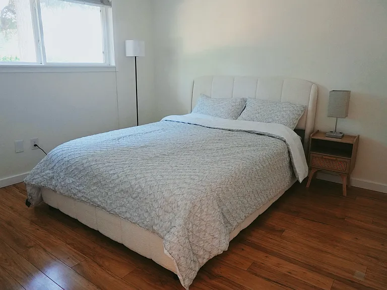 12019 NE 136th Pl — Photo 14