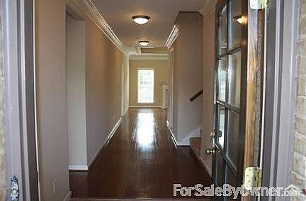 Hallway
						:
						No Furniture