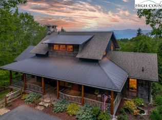 160 Twin Ponds Rd, Banner Elk, NC 28604