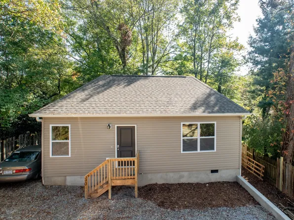 30 Madeline Ave, Asheville, NC 28806