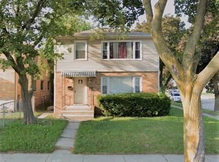 8600 W Hampton Ave #8602, Milwaukee, WI 53225