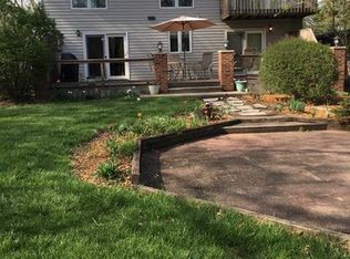 323 W Greenfield Ave, Lombard, IL