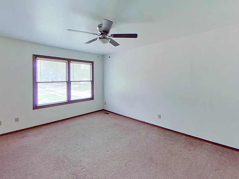 5101-5103 Hickman Rd — Photo 5