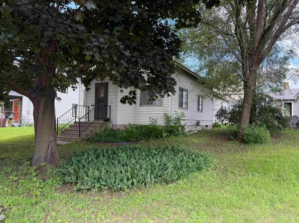 321 E Richmond St, Shawano, WI 54166