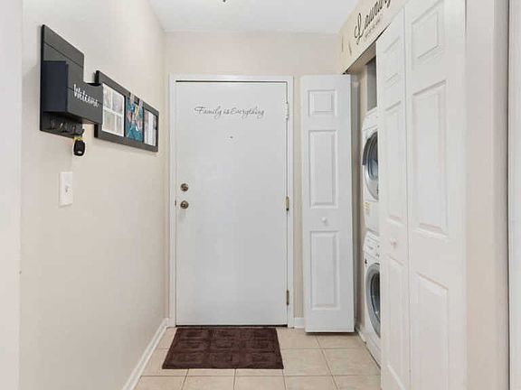 3rd image of 5400 Astor Ln APT 316