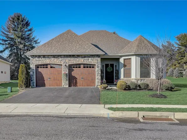 3479 Daylily Dr, Emmaus, PA 18049