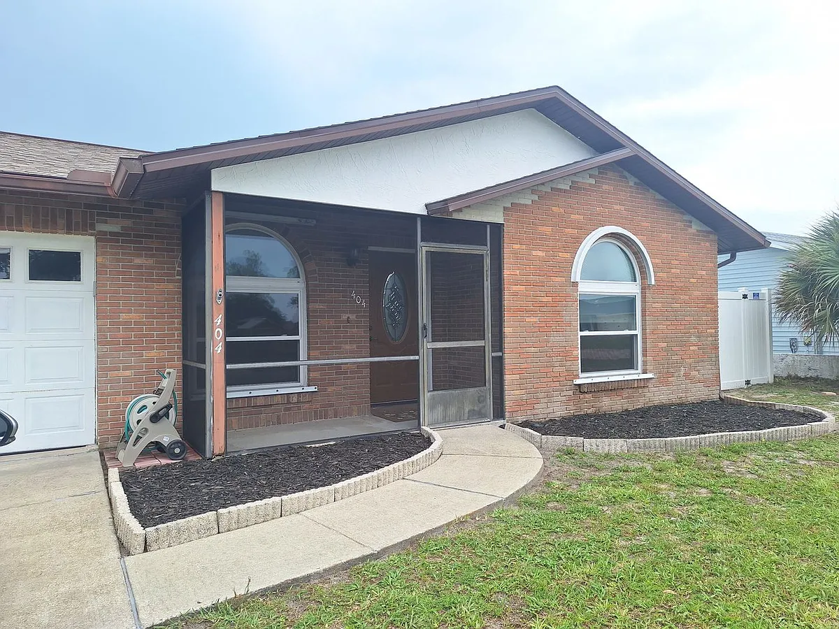 Building Photo - 404 Sandpiper Ct