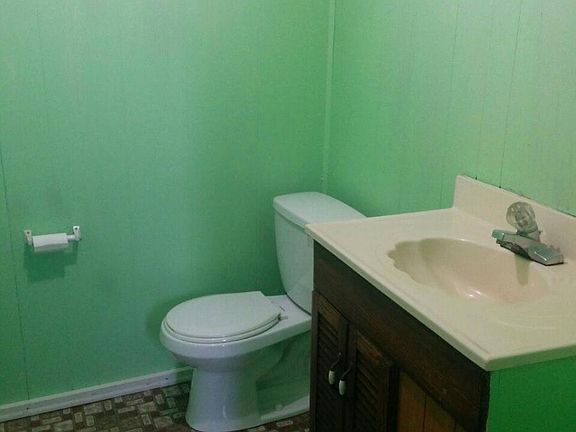 5th image of 4422 Beck Ave