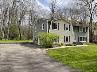 142 Cow Hill Rd, Clinton, CT 06413