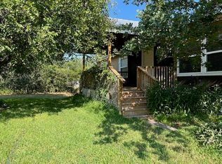 114 Lovers Lane, Kingsland, TX 78639
