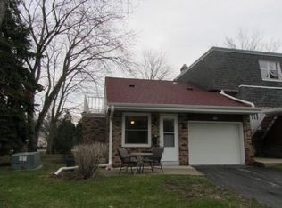 5148 S King Arthurs Ct #5148, Greenfield, WI 53221