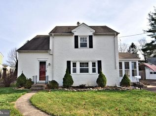 76 Towamencin Ave, Hatfield, PA 19440