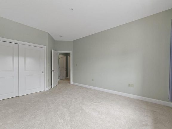 5th image of 188 Summer St Unit 14