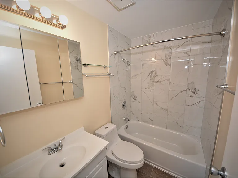 9025 Lincoln Ct #24 — Photo 18
