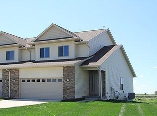 1330 Whipple Ct, North Liberty, IA 52317