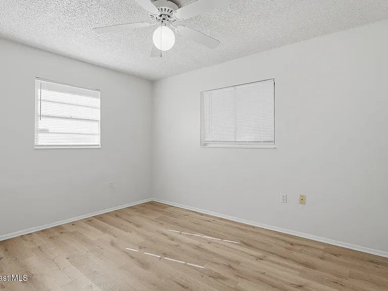 5950 Ackard Ave — Photo 29