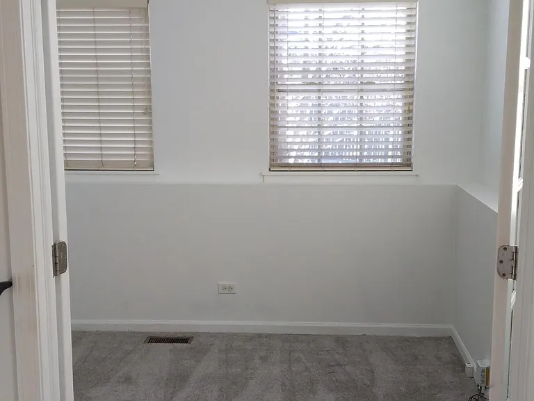 599 Prestwick Ln — Photo 21