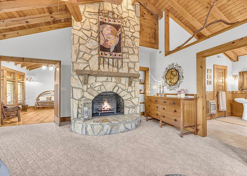 56th image of 740 Little Rock Creek Rd