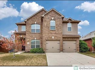 1617 Nightingale Dr, Aubrey, TX 76227