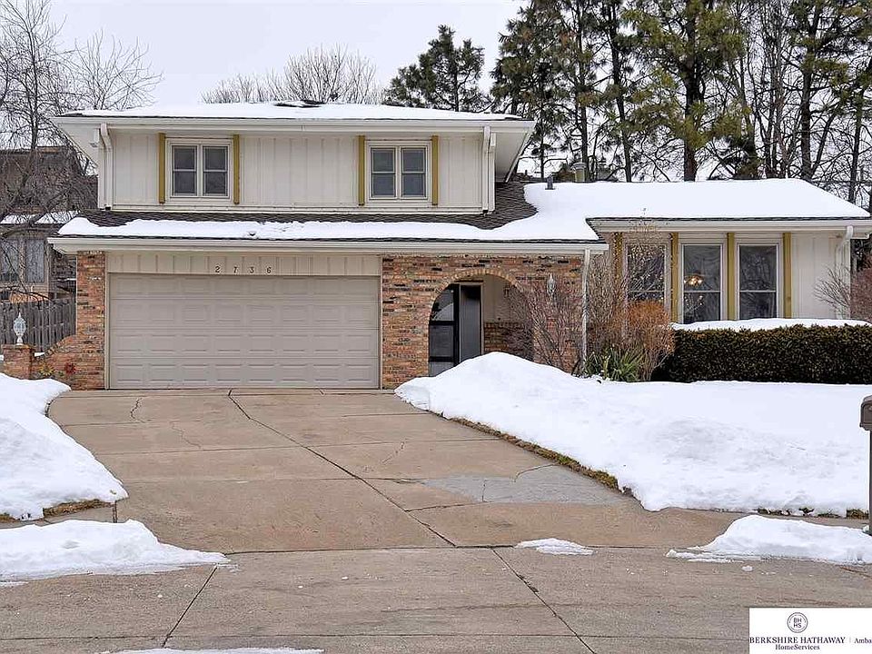 1st image of 2736 N 125th Cir