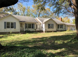 1305 S Farmington Rd, Jackson, MO 63755