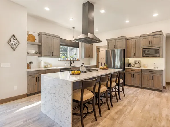 229 Silvertip Trl, Seeley Lake, MT 59868