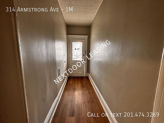 5th image of 314 Armstrong Ave #1M