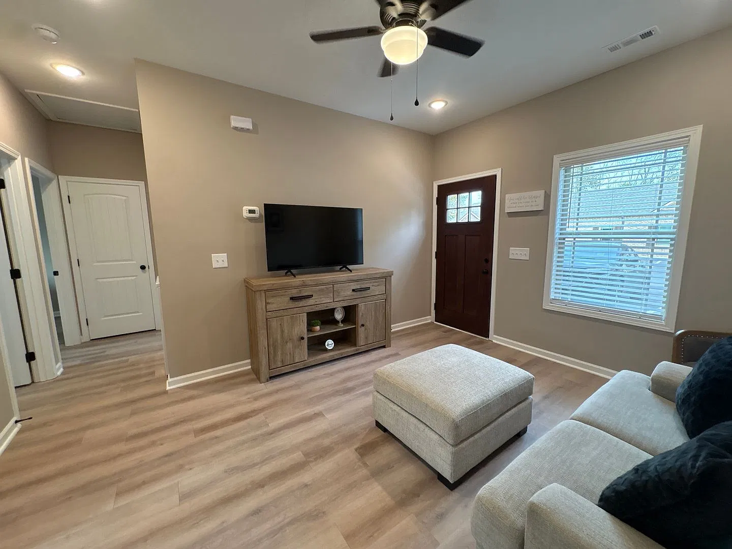 1109 S Spring St. — Photo 4