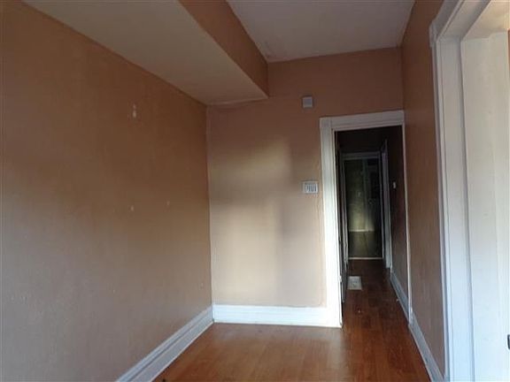 4th image of 3626 S Compton Ave