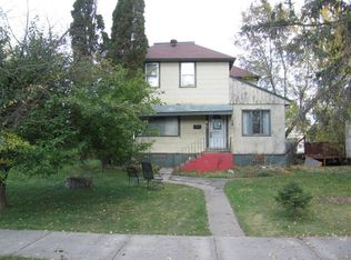 21 E White St, Ely, MN 55731