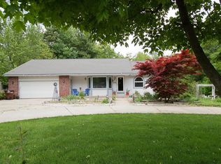 836 Hendrick Rd, Muskegon, MI 49441