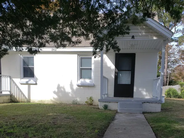 1902 Myrtle St #A, Greenville, NC 27834