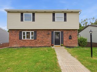 143 Macbeth Dr, Lower Burrell, PA 15068