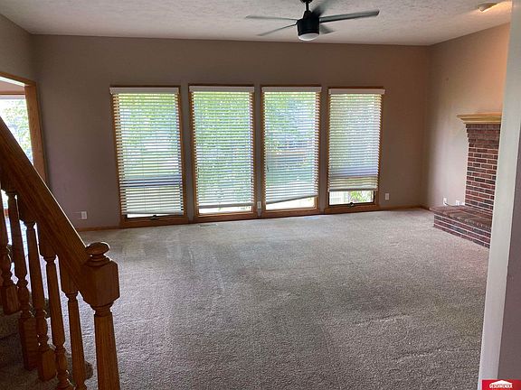 5th image of 15356 Hillside Cir N