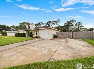 5151 Thoroughbred Blvd, Jacksonville, FL 32257