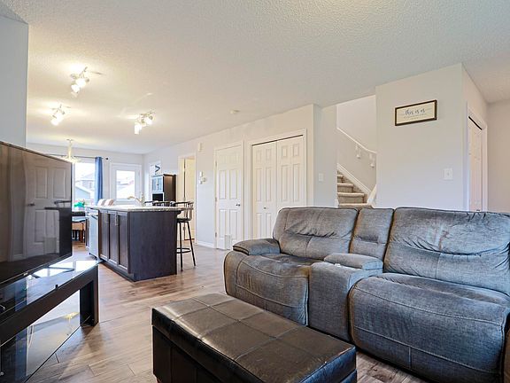 5th image of 492 Ebbers Way NW