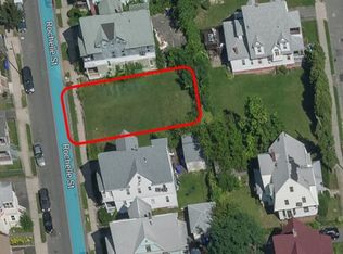 Rochelle St, Springfield, MA 01109