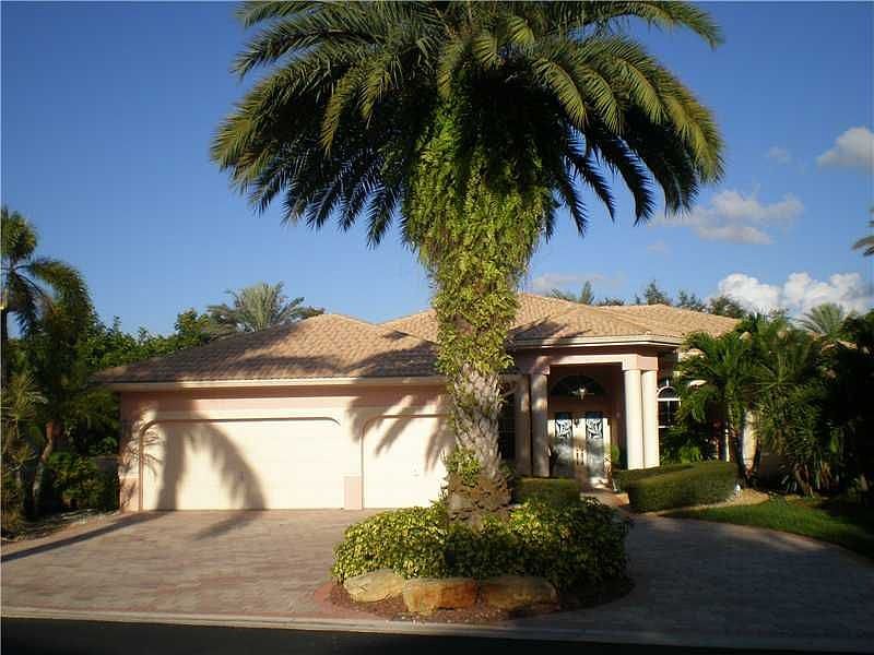 1st image of 1051 NW 121st Ter