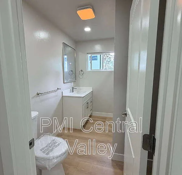 1710 Waverly Dr — Photo 15