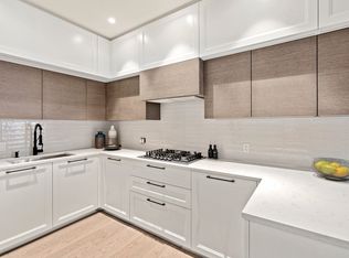 69 Walnut St #15, Brookline, MA 02445