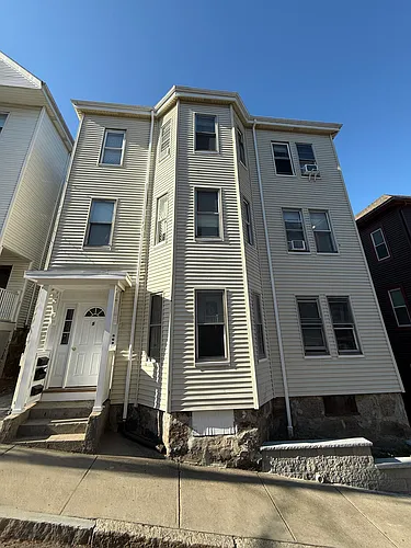 5 Sunset St #1 Photo 1