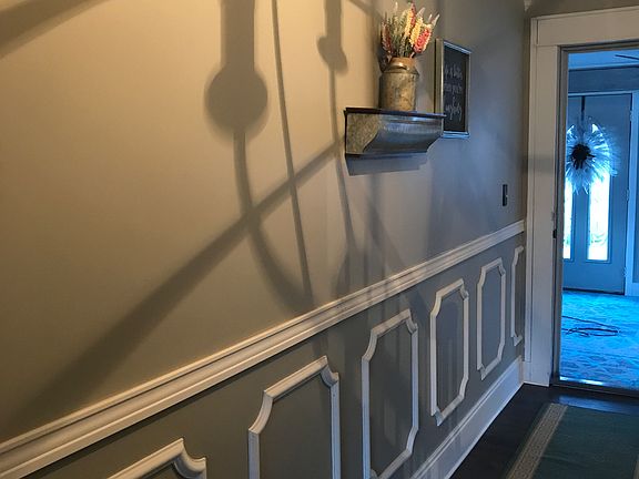 3rd image of 231 Parsons Ave