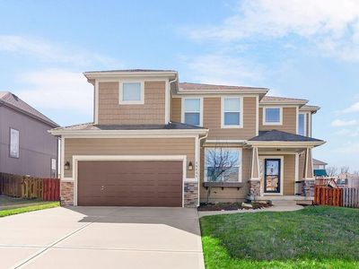 28605 W 162nd Ter, Gardner, KS, 66030