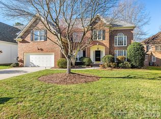 3228 Twelve Oaks Pl, Charlotte, NC 28270